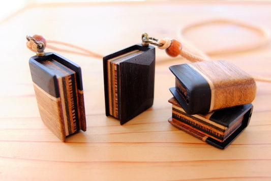 木の本が生まれた日。