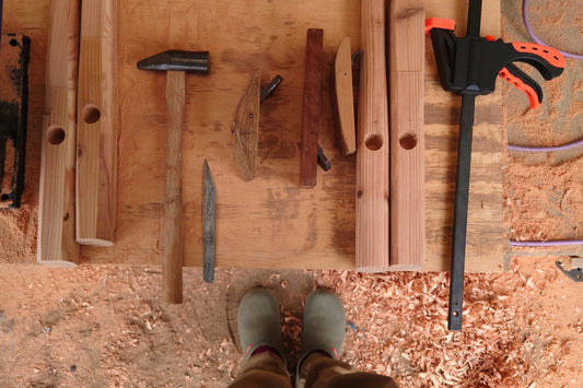 椅子を作ってしまう生き物。